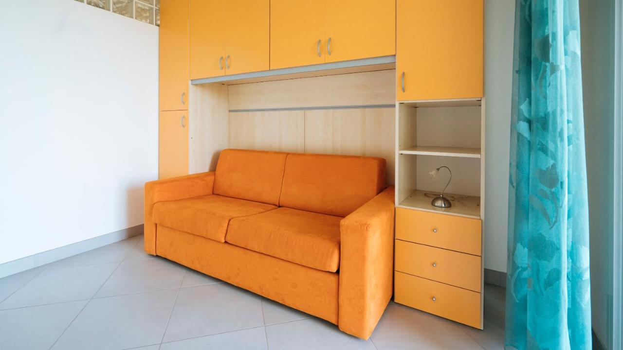 Italianway - Delle Ginestre 28 Apartman Marina dʼMarina dʼAndora Kültér fotó