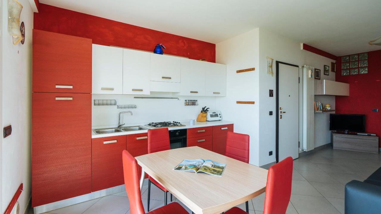 Italianway - Delle Ginestre 28 Apartman Marina dʼMarina dʼAndora Kültér fotó